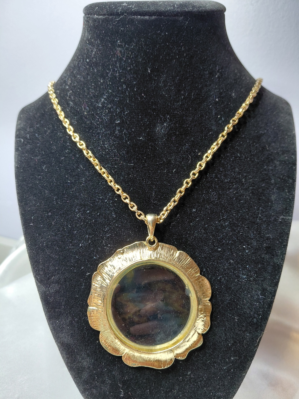 RARE & Unusual Reading Glass Necklace